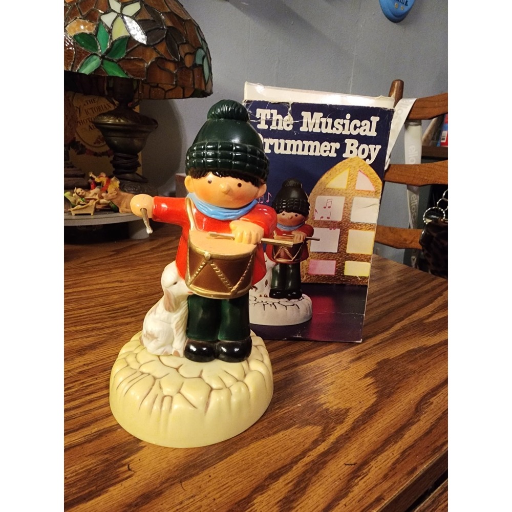 Vintage WIND-UP MUSICAL DRUMMER BOY YULETIDE ENTERPRISES‎ Hong Kong